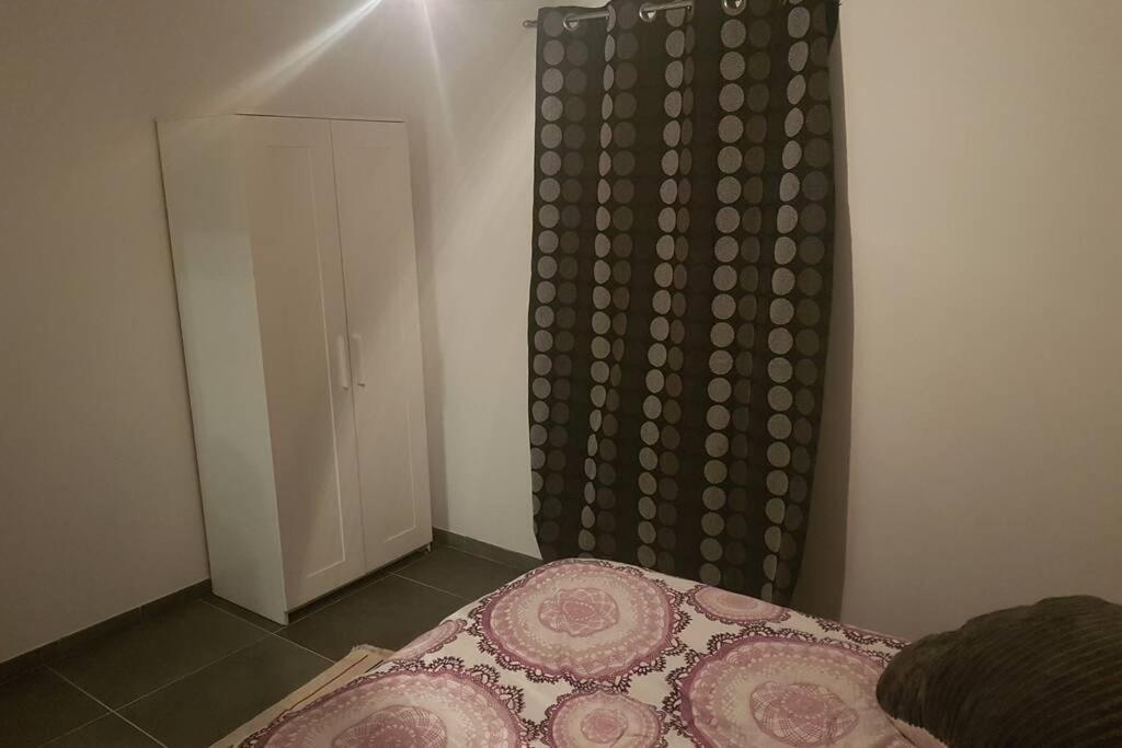 Petite Maison Au Calme Appartement Macey  Buitenkant foto