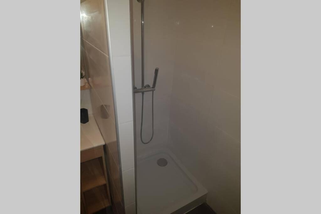 Petite Maison Au Calme Appartement Macey  Buitenkant foto